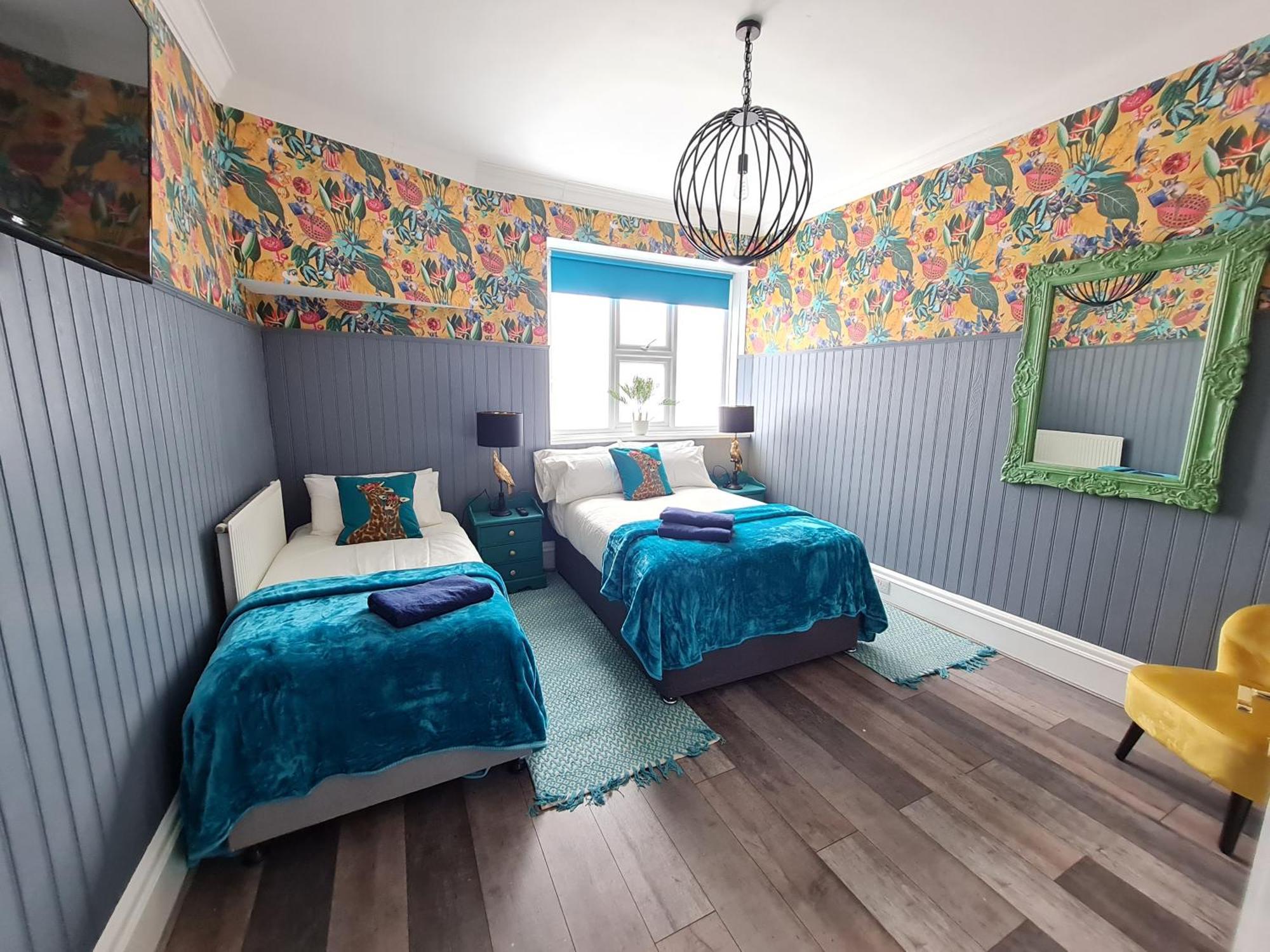 Lemur Lodge - Boutique Apartments - Short Stroll To The Beach Bournemouth Dış mekan fotoğraf