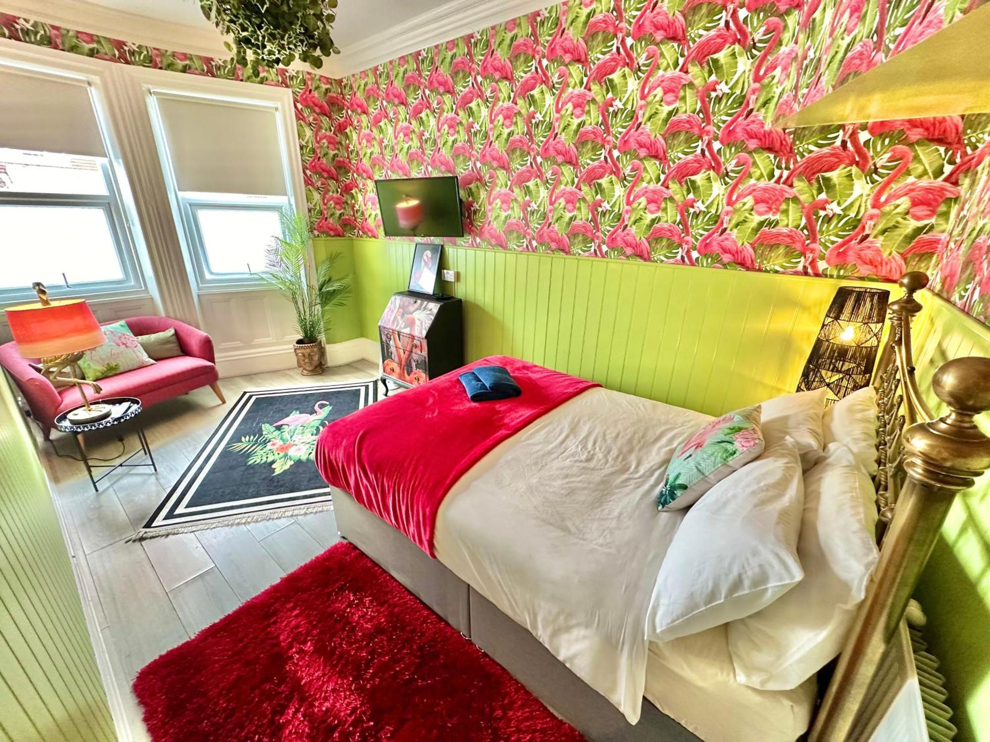 Lemur Lodge - Boutique Apartments - Short Stroll To The Beach Bournemouth Dış mekan fotoğraf
