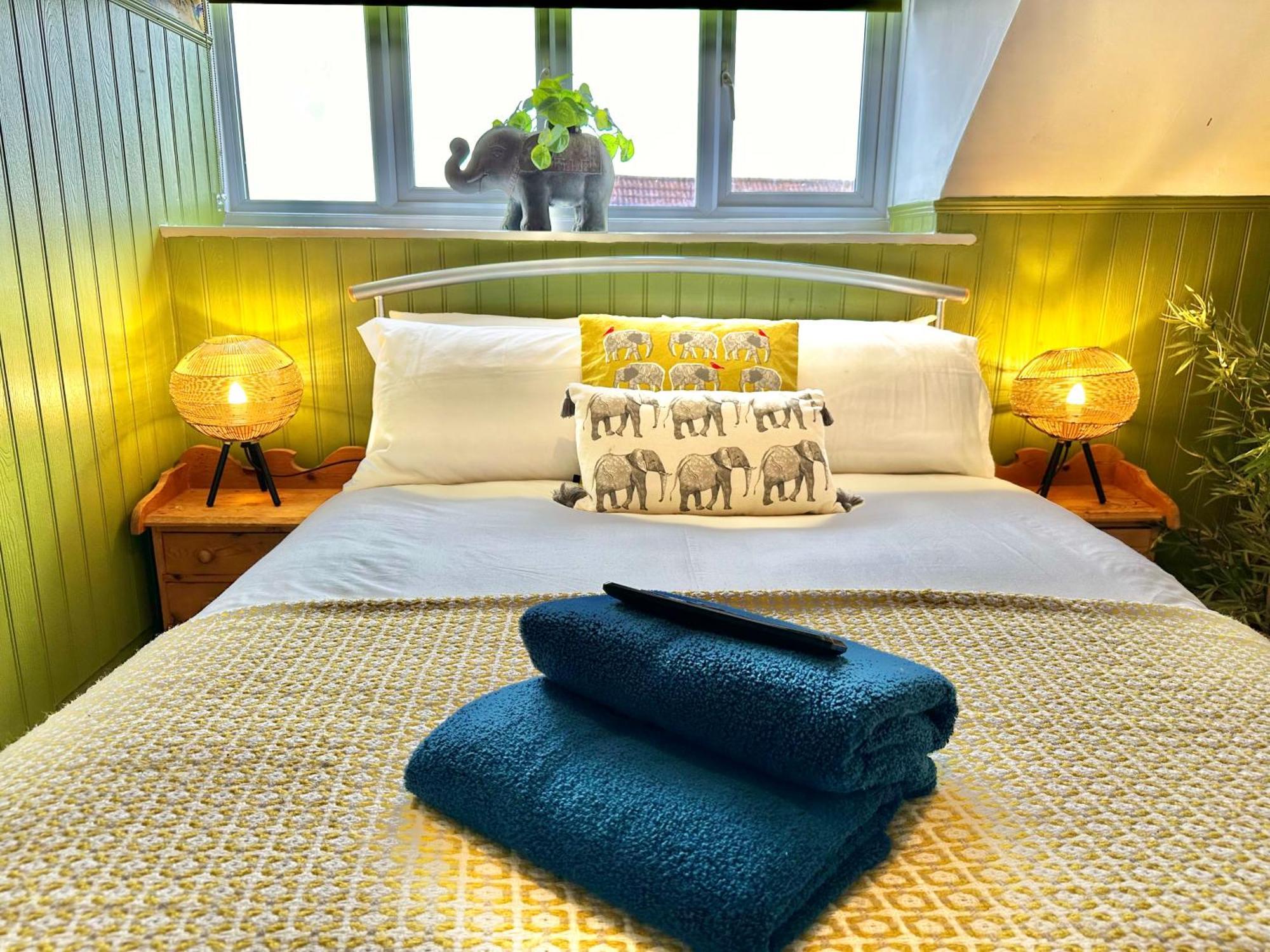 Lemur Lodge - Boutique Apartments - Short Stroll To The Beach Bournemouth Dış mekan fotoğraf