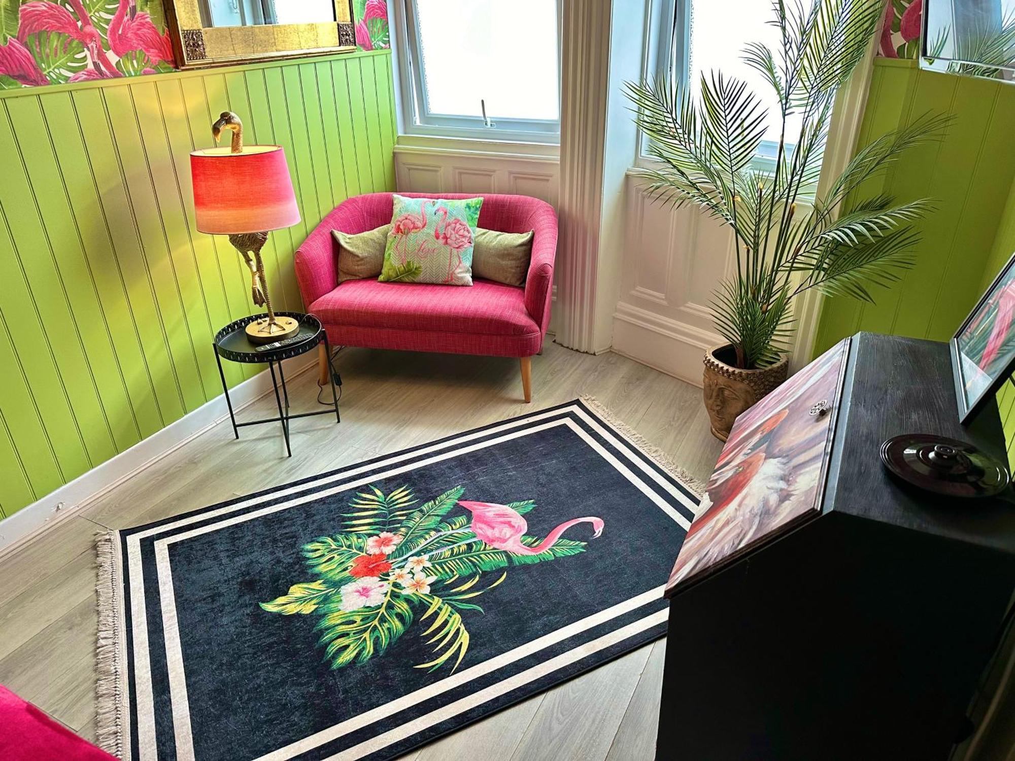 Lemur Lodge - Boutique Apartments - Short Stroll To The Beach Bournemouth Dış mekan fotoğraf