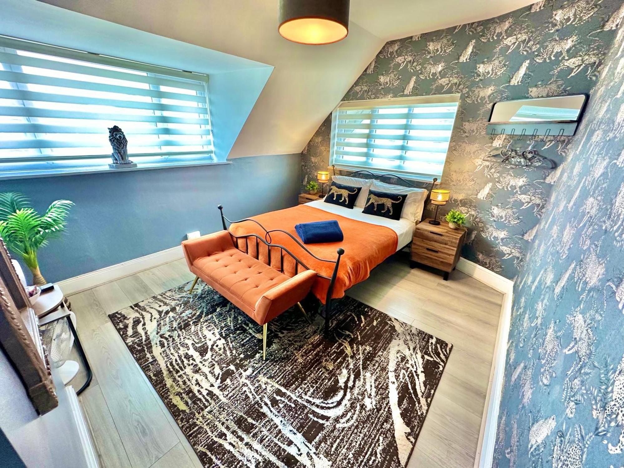 Lemur Lodge - Boutique Apartments - Short Stroll To The Beach Bournemouth Dış mekan fotoğraf